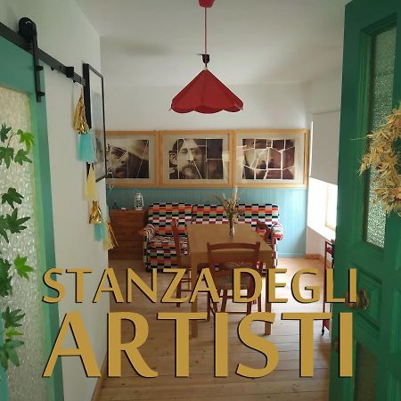 La Finestra Sul Cortile Bed & Breakfast อาตริ ภายนอก รูปภาพ