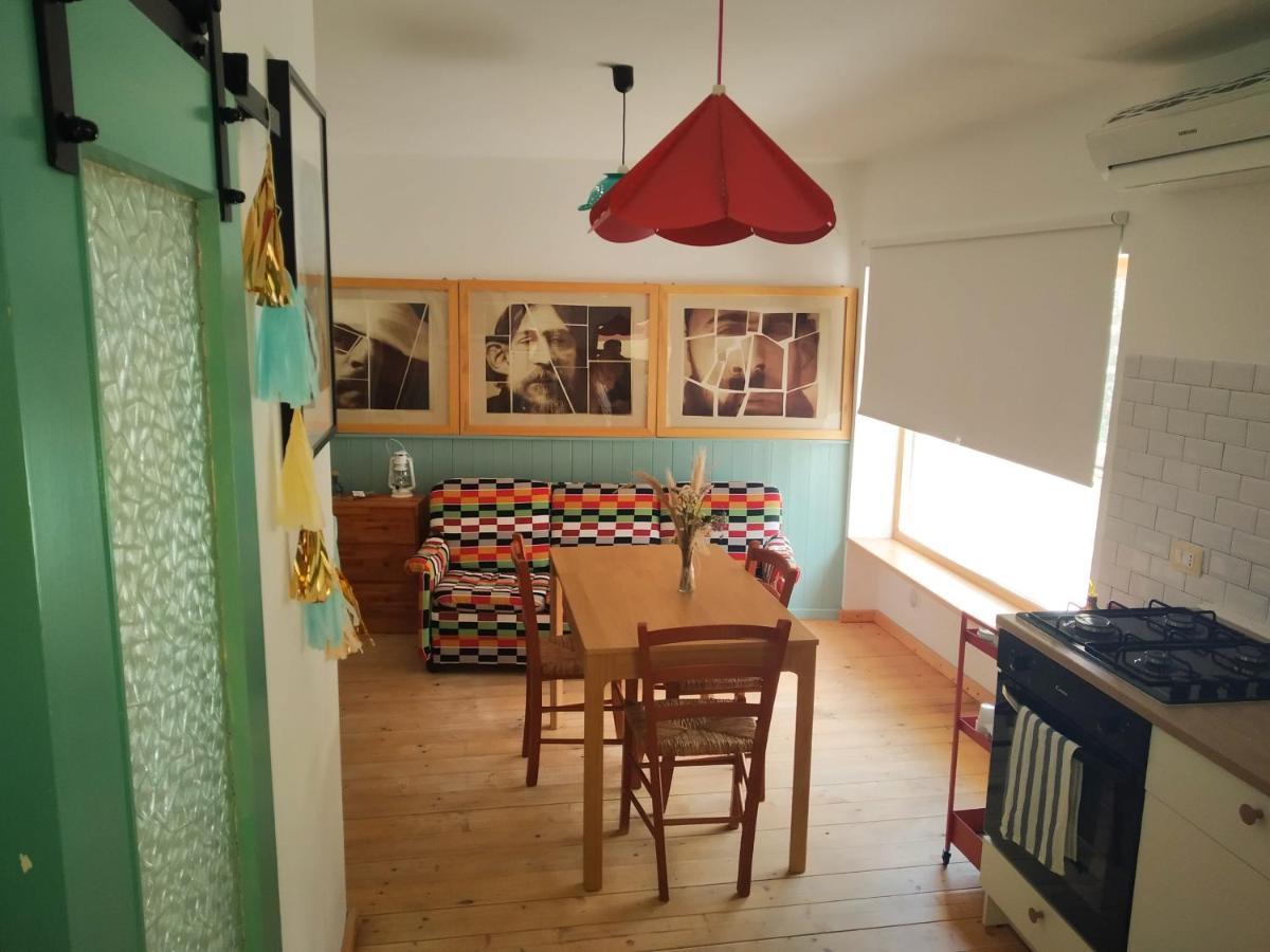 La Finestra Sul Cortile Bed & Breakfast อาตริ ภายนอก รูปภาพ