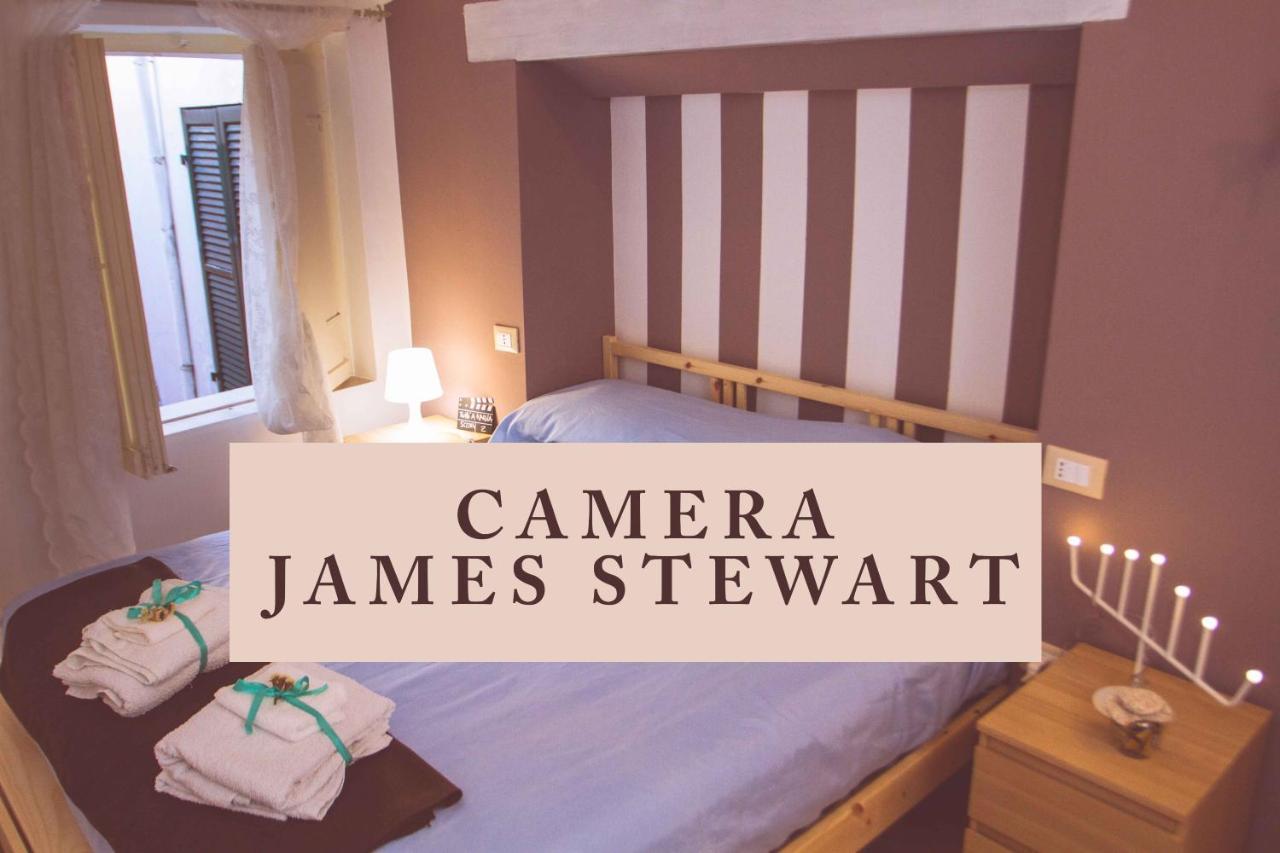 La Finestra Sul Cortile Bed & Breakfast อาตริ ภายนอก รูปภาพ