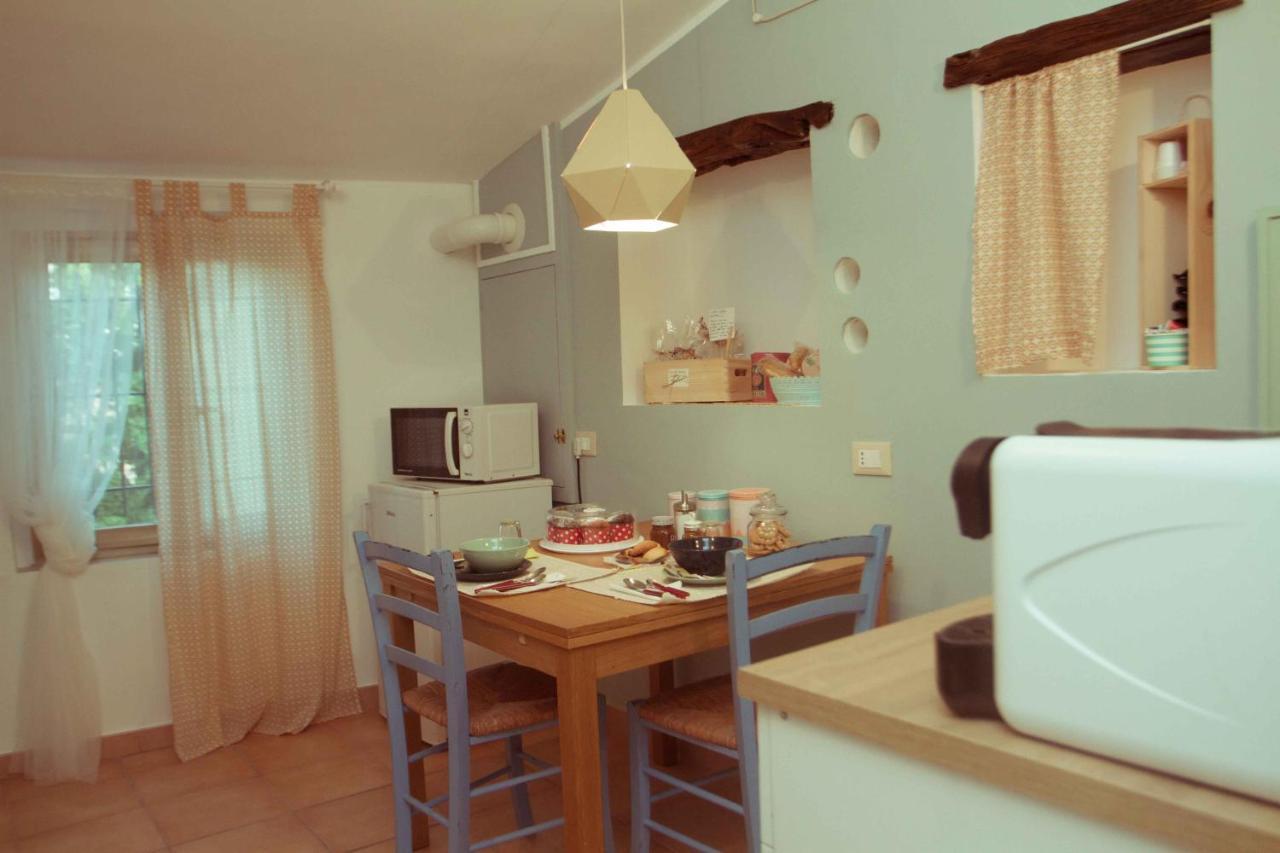 La Finestra Sul Cortile Bed & Breakfast อาตริ ภายนอก รูปภาพ