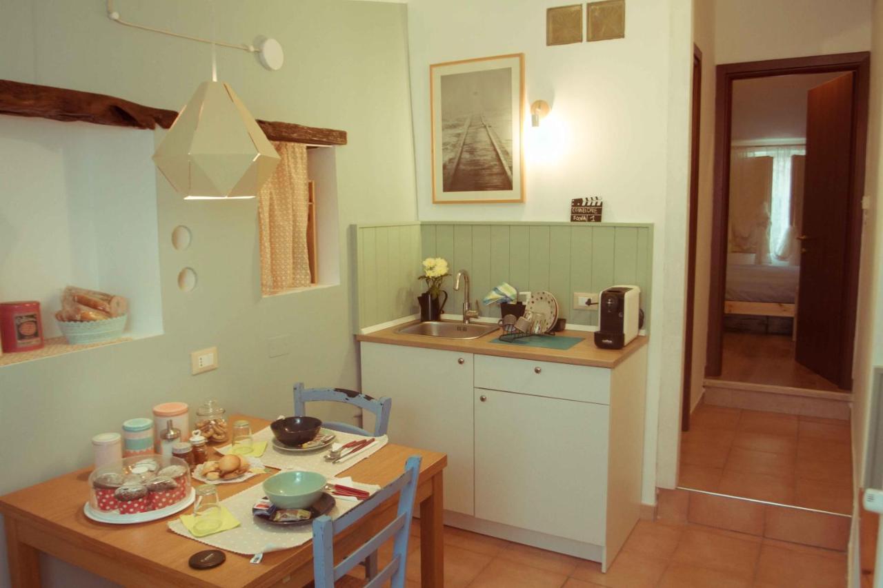 La Finestra Sul Cortile Bed & Breakfast อาตริ ภายนอก รูปภาพ