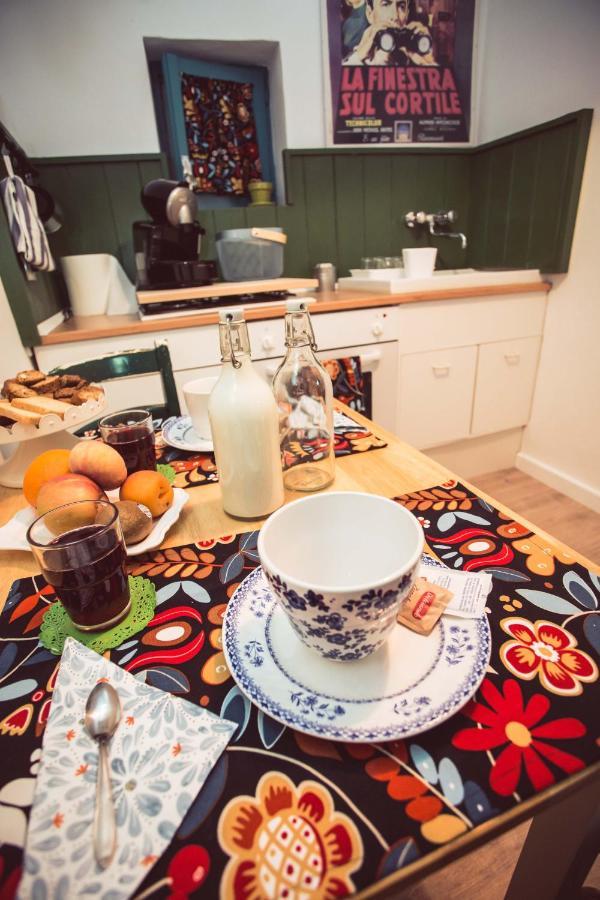 La Finestra Sul Cortile Bed & Breakfast อาตริ ภายนอก รูปภาพ