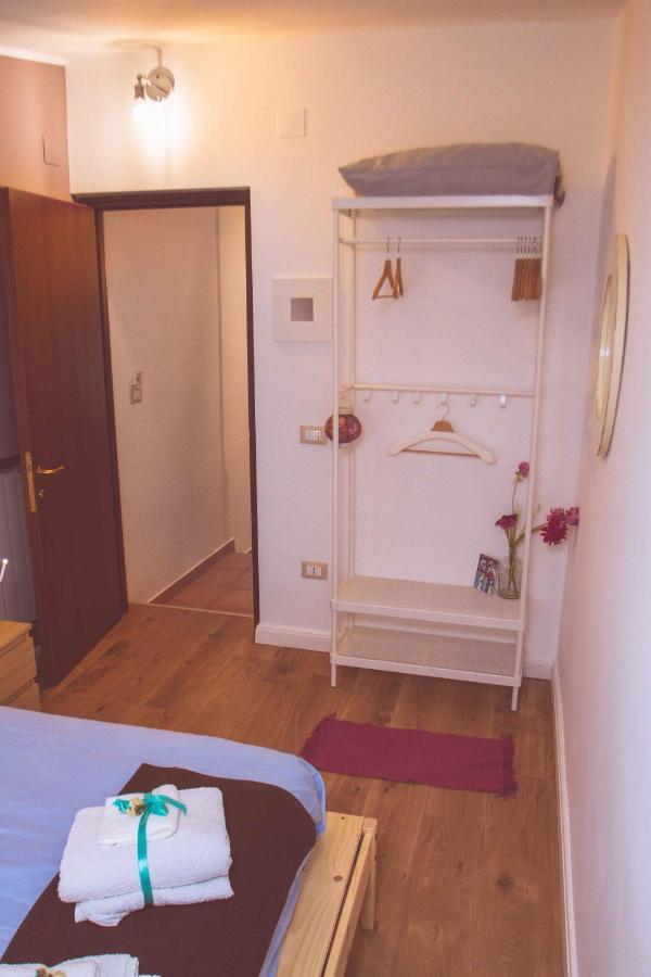 La Finestra Sul Cortile Bed & Breakfast อาตริ ภายนอก รูปภาพ
