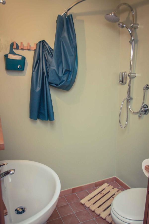 La Finestra Sul Cortile Bed & Breakfast อาตริ ภายนอก รูปภาพ